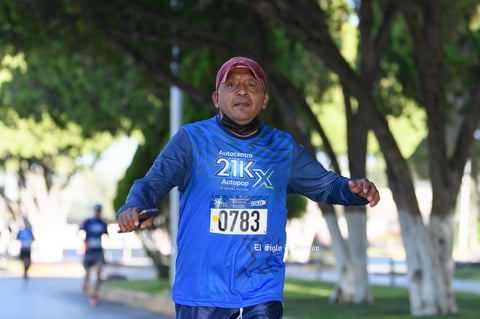 Fotos de la Carrera 21k autocentro autopop 2021, décimo aniversario