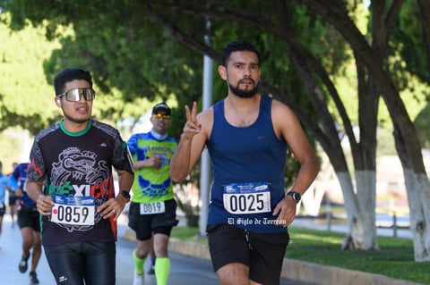 Fotos de la Carrera 21k autocentro autopop 2021, décimo aniversario