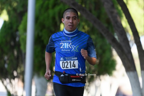 Fotos de la Carrera 21k autocentro autopop 2021, décimo aniversario