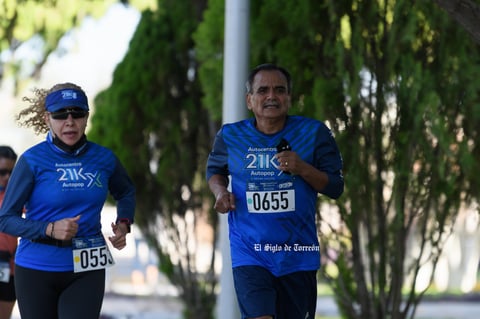 Fotos de la Carrera 21k autocentro autopop 2021, décimo aniversario