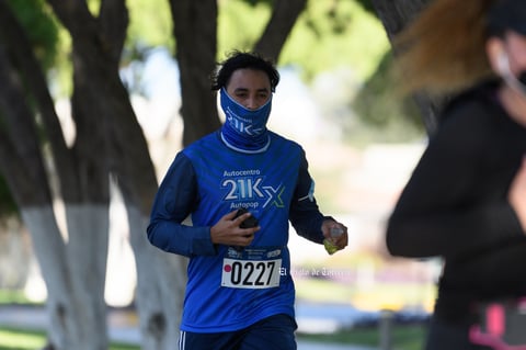 Fotos de la Carrera 21k autocentro autopop 2021, décimo aniversario