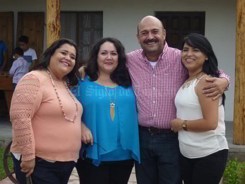 07112021  CELEBRAN AMISTAD.  Dra. Ruth De La Peña, Lic. Margarita Chacón, Ing. Rodrigo Fuentes y Lic. Magdalena Campos.