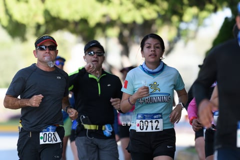 Fotos de la Carrera 21k autocentro autopop 2021, décimo aniversario