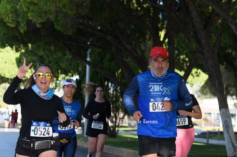 Fotos de la Carrera 21k autocentro autopop 2021, décimo aniversario