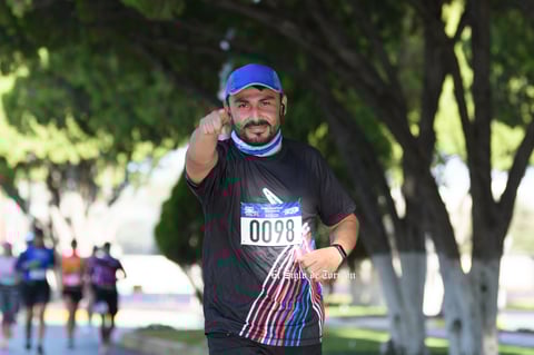 Fotos de la Carrera 21k autocentro autopop 2021, décimo aniversario