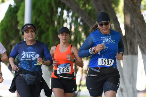 Fotos de la Carrera 21k autocentro autopop 2021, décimo aniversario