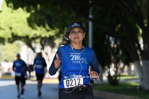 Fotos de la Carrera 21k autocentro autopop 2021, décimo aniversario