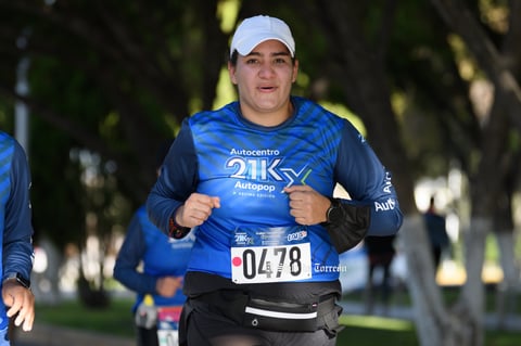 Fotos de la Carrera 21k autocentro autopop 2021, décimo aniversario