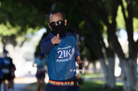 Fotos de la Carrera 21k autocentro autopop 2021, décimo aniversario