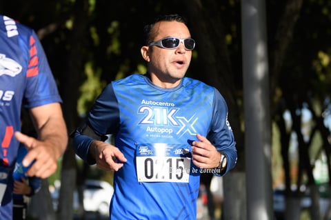Fotos de la Carrera 21k autocentro autopop 2021, décimo aniversario