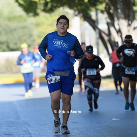 Fotos de la Carrera 21k autocentro autopop 2021, décimo aniversario