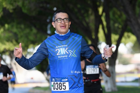 Fotos de la Carrera 21k autocentro autopop 2021, décimo aniversario