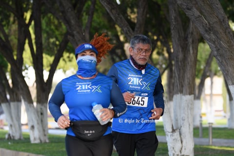Fotos de la Carrera 21k autocentro autopop 2021, décimo aniversario