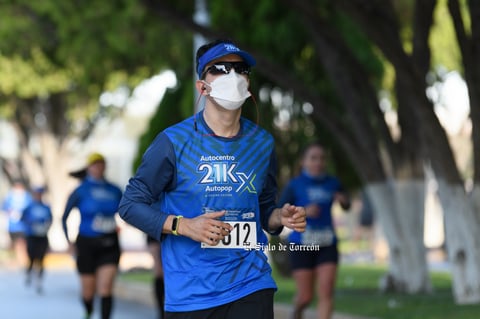 Fotos de la Carrera 21k autocentro autopop 2021, décimo aniversario