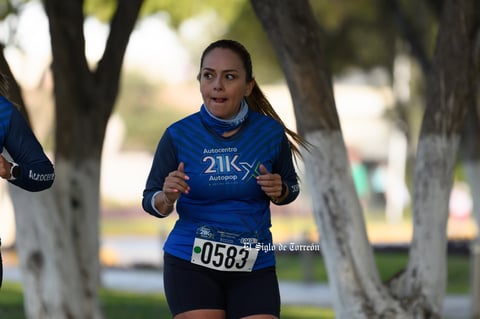 Fotos de la Carrera 21k autocentro autopop 2021, décimo aniversario