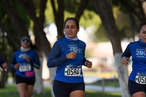 Fotos de la Carrera 21k autocentro autopop 2021, décimo aniversario