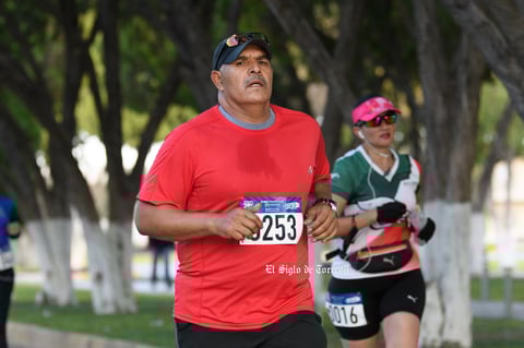 Fotos de la Carrera 21k autocentro autopop 2021, décimo aniversario
