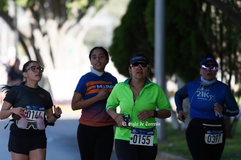 Fotos de la Carrera 21k autocentro autopop 2021, décimo aniversario