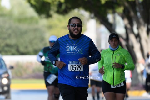 Fotos de la Carrera 21k autocentro autopop 2021, décimo aniversario