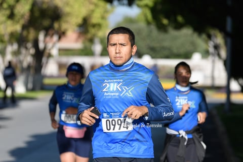 Fotos de la Carrera 21k autocentro autopop 2021, décimo aniversario