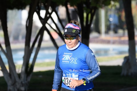 Fotos de la Carrera 21k autocentro autopop 2021, décimo aniversario