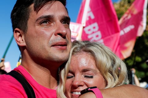 ¡Es libre! Jueza pone fin a la tutela de Britney Spears