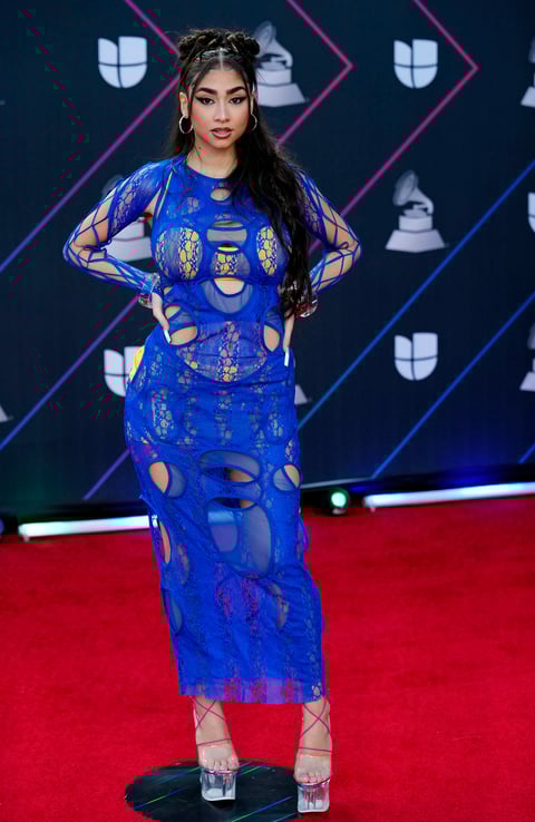 Danna Paola, Mon Laferte, Bella Thorne y más estrellas llenan de glamour a la 'red carpet' del Latin Grammy