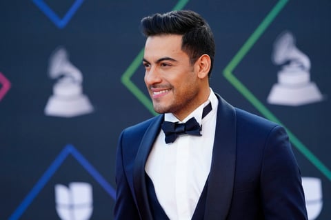 Danna Paola, Mon Laferte, Bella Thorne y más estrellas llenan de glamour a la 'red carpet' del Latin Grammy