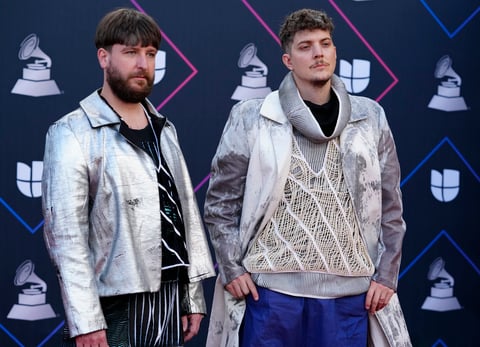 Danna Paola, Mon Laferte, Bella Thorne y más estrellas llenan de glamour a la 'red carpet' del Latin Grammy