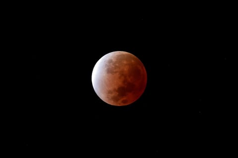Eclipse lunar parcial hoy en Panamá Oeste