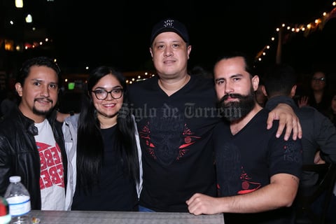19112021 Nico Glz, Gabo Melendez, Flor Muñoz y James Carrillo.