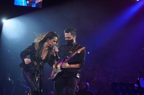 María José y Edith Márquez cantan en Gómez Palacio