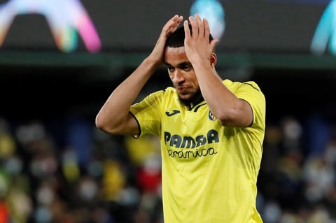 Villarreal va de más a menos ante un efectivo Manchester United