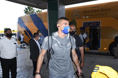 ¡Ya están aquí! Tigres llega a La Laguna para enfrentar a Santos
