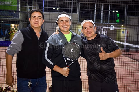 30112021 Pepe González, Enrique Martínez y Carlos Manjarrez.