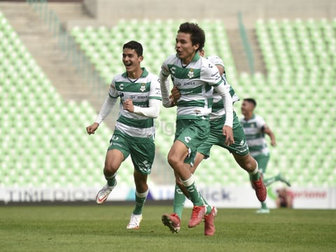 Nicolás Ramírez Jr. marcó el tercer gol de los Guerreros.