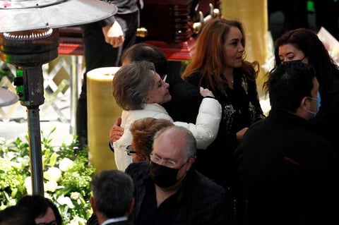 Así le dieron el último adiós a Vicente Fernández en la misa de cuerpo presente