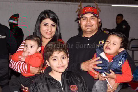 28122021 Familia López Ávila.