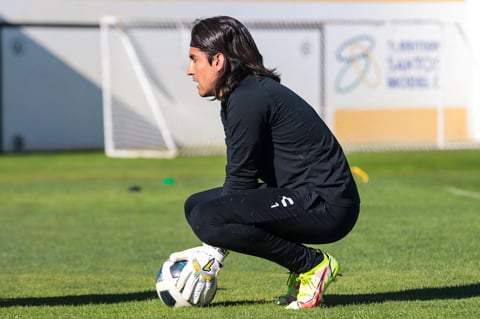 Continúan su preparación pese a que aún sea una incógnita la celebración del encuentro contra Tigres por brote de COVID