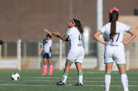 gol de Paulina Peña