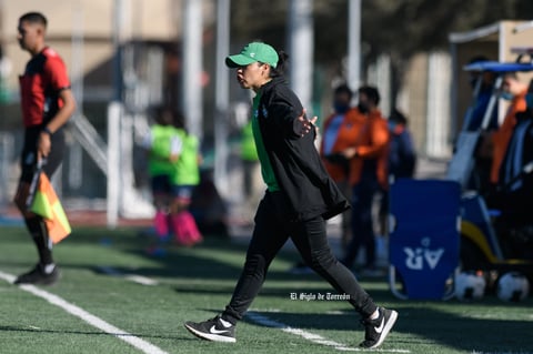 Claudia Rios, DT Santos femenil sub 17