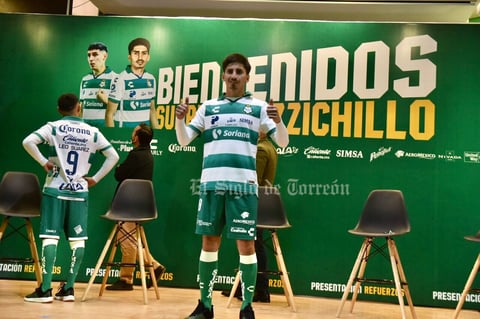 Presentación nuevow refuerzos club Santos Laguna Suarez y pizzichillo