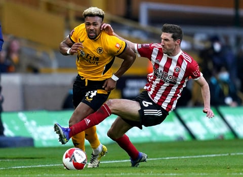 Raúl Jiménez y Adama Traoré alargan la escalada del Wolverhampton