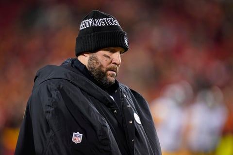 Chiefs clasifican con victoria sobre Steelers en despedida de Roethlisberger