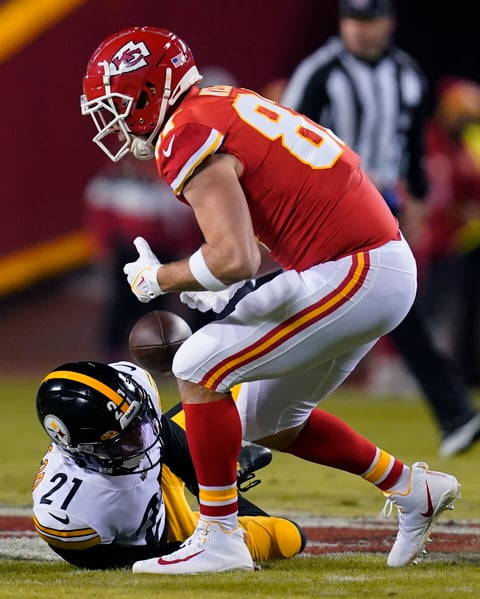 Chiefs clasifican con victoria sobre Steelers en despedida de Roethlisberger