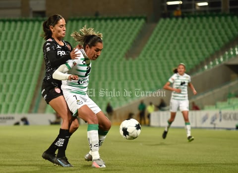 Necaxa le iguala a Guerreras del Santos Laguna en último minuto