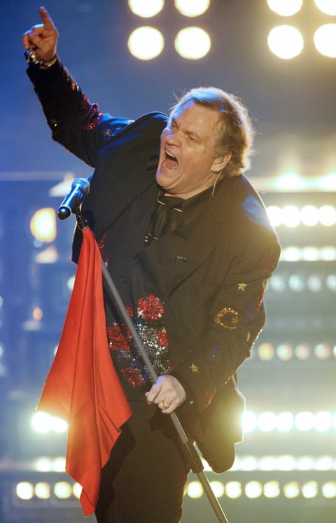 Meat Loaf, fue una superestrella del rock amada por millones de personas por su álbum 'Bat Out of Hell” y por himnos oscuros y teatrales como “Paradise by the Dashboard Light”, “Two Out of Three Ain’t Bad” y “I’d Do Anything for Love (But I Won’t Do That)”