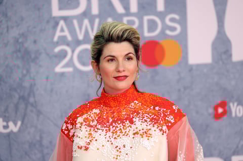 London (United Kingdom), 08/02/2022.- Jodie Whittaker arrives for the 42nd Brit Awards ceremony at The O2 Arena in London, Britain, 08 February 2022. The annual pop music awards are presented by the British Phonographic Industry (BPI). (Reino Unido, Londres) EFE/EPA/VICKIE FLORES