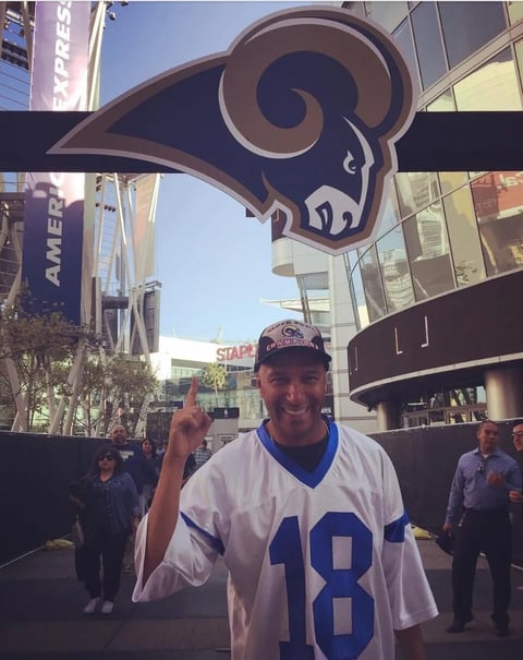 Las estrellas también están en el SoFi Stadium apoyando a su equipo favorito
