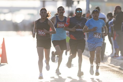 Fotos de la carrera turística de 5K y 10K Servytur Gómez Palacio, Durango